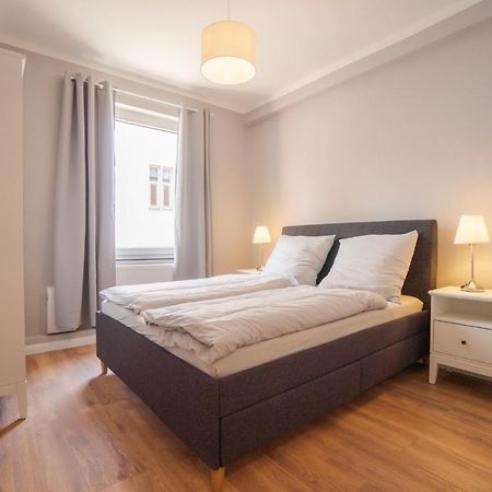 "Purple Chill" Super Zentrale Ferienwohnung Hbf-Messe-Buergerweide-Citygate-Ovb Arena Bremen Bagian luar foto
